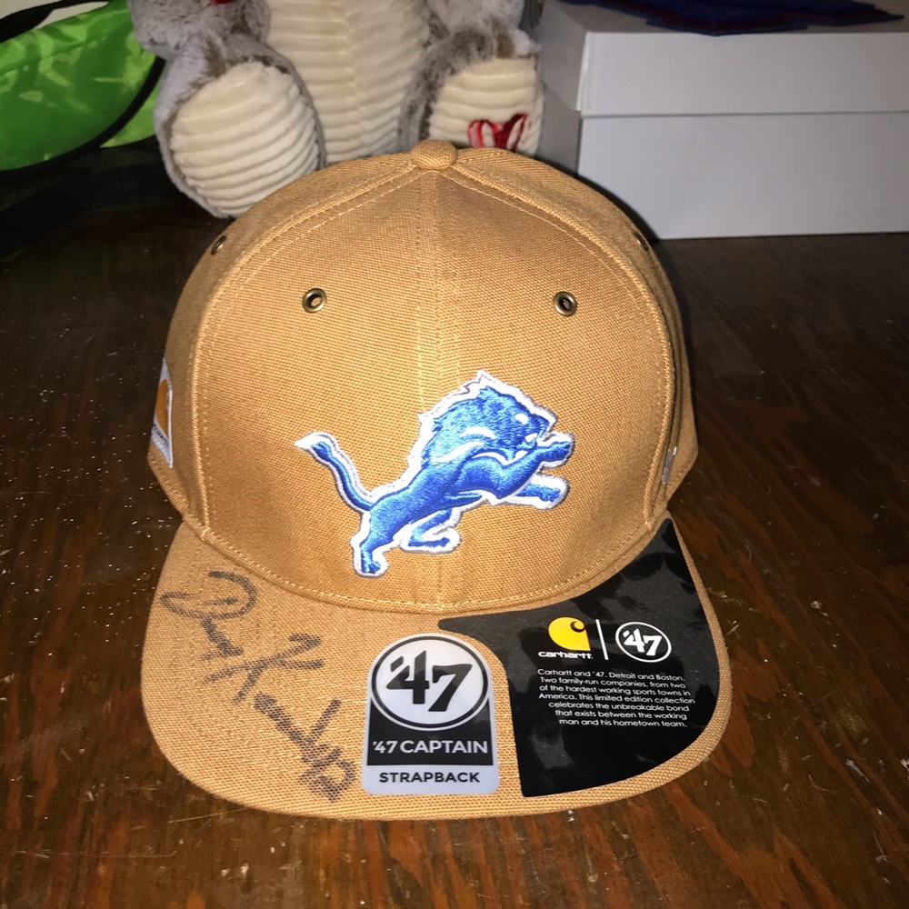 Detroit lions hat W/ Signature